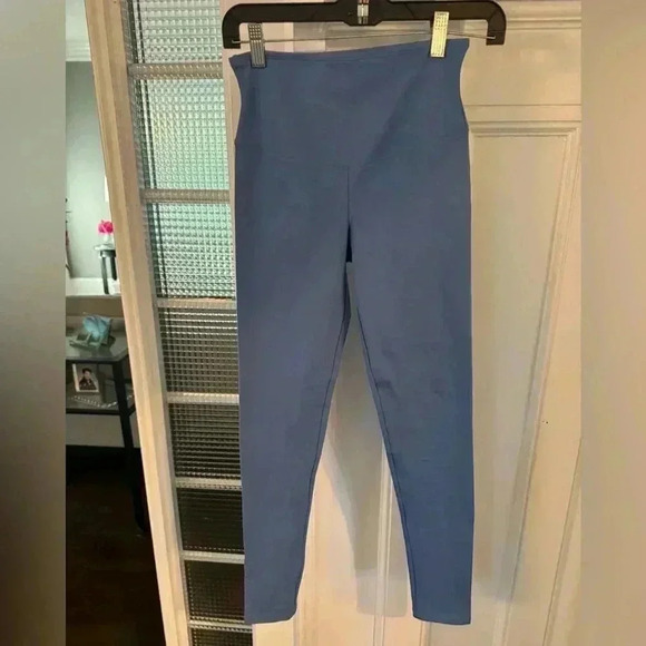 Yummies high waist full length leggings. Beautiful shade of blue size Small NEW - Picture 1 of 6